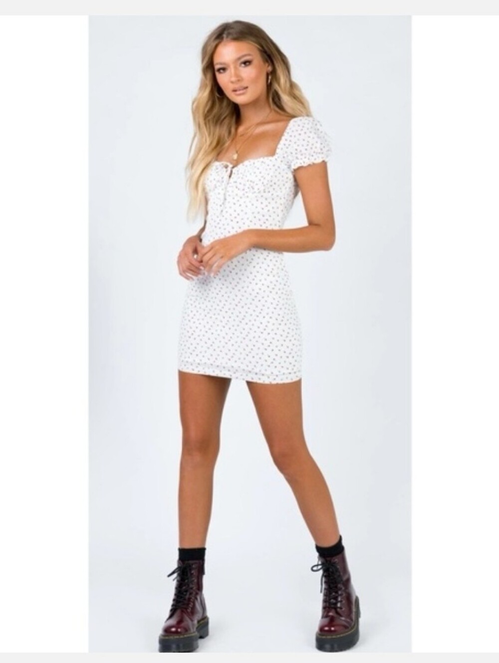 NWT Princess Poly Natalina White & Red Floral Mini Dress Size 0